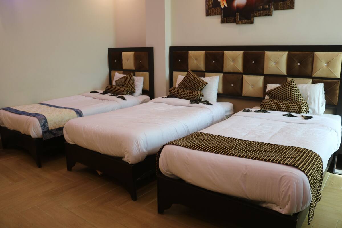 Comfort Suite | Iron/ironing board, free WiFi, bed sheets