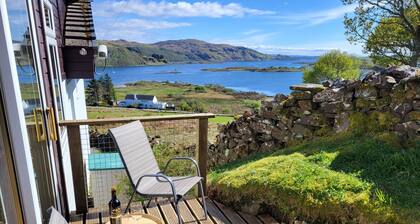 Spacious bungalow sleeps 6, in Clachan Seil with wonderful views over Seil Sound