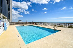 Pool - Sea Oaks 107, 2 Bedroom, 2 Bathroom, Oceanfront condo (Garden City Beach)