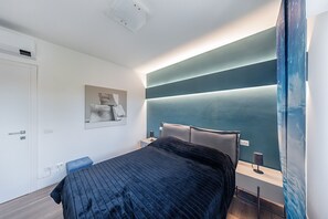 1 dormitorio, tabla de planchar con plancha, wifi gratis y ropa de cama