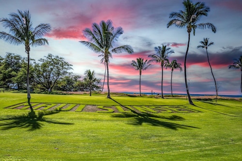 Maui Sunset #B-303 Oceanfront Complex, Epic Sunsets, Full A/C, Fitness Center