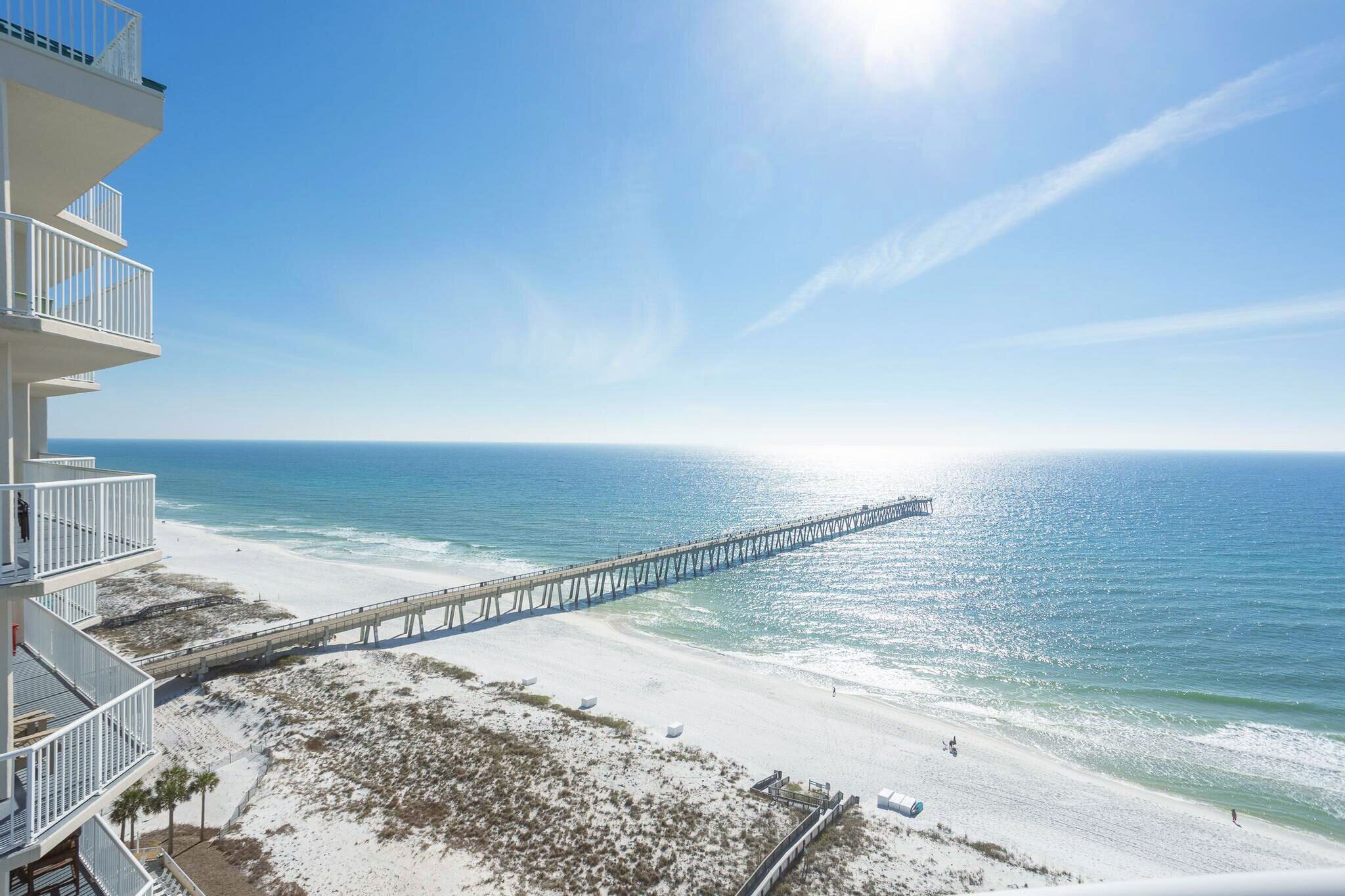 Beautiful 15th floor, Gulf-Front Condo at Summerwinds West!
