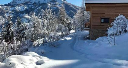 chalet montagne proche remontée mécanique à Praloup 1500, dans les  alpes du sud