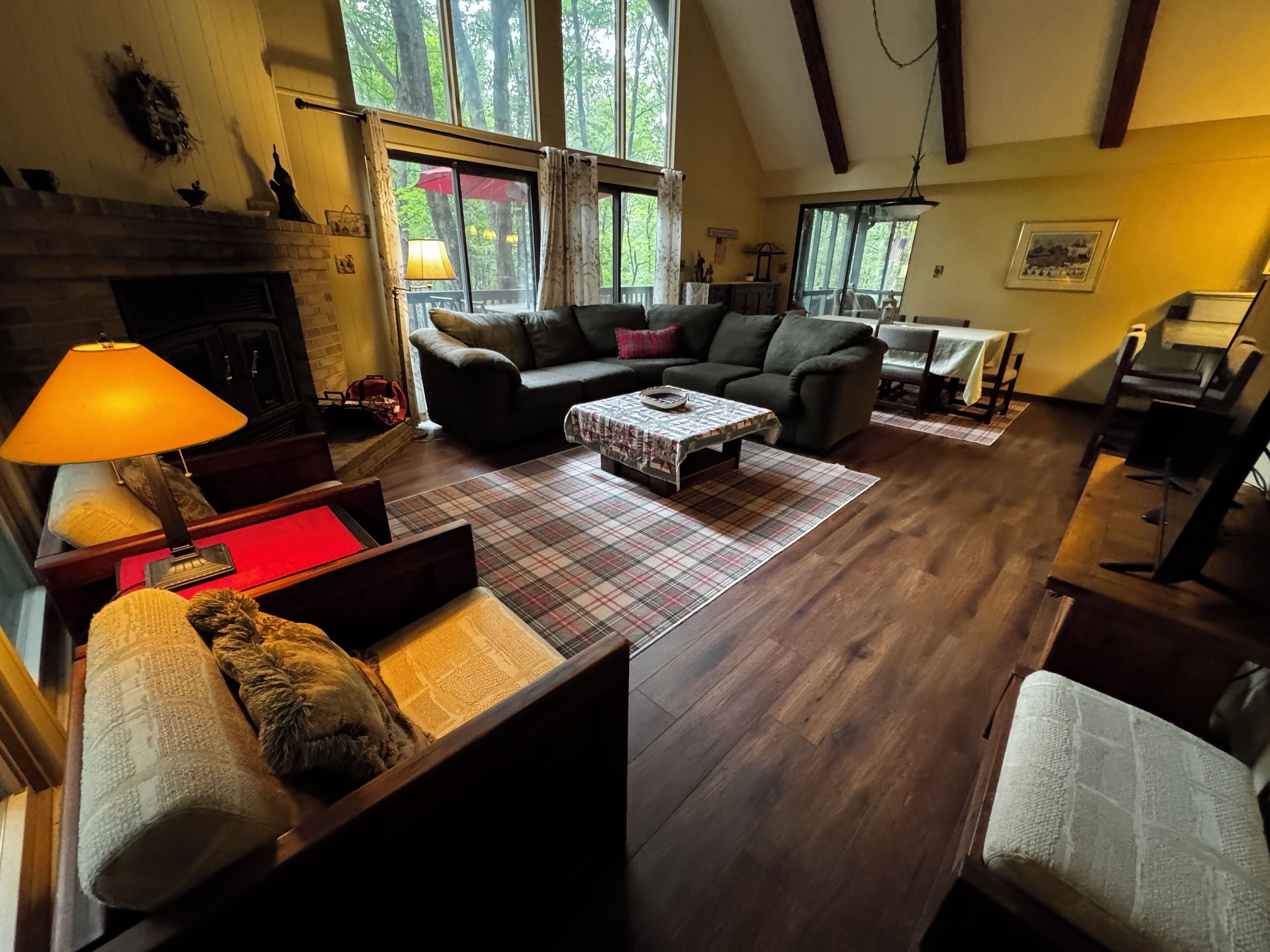 スマートテレビ、暖炉