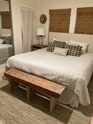 4 bedrooms, free WiFi, bed sheets