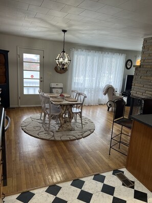 Dining - Lake Whitetail Cottage<br>3/2 with a carport & large back porch. <br> (Waverly)