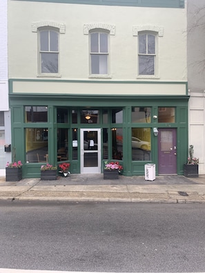Exterior detail - Historical Suffolk Loft Apartment in Downtown Area (Suffolk)