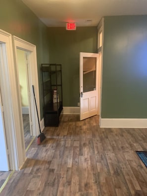 Interior - Historical Suffolk Loft Apartment in Downtown Area (Suffolk)
