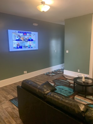 Interior - Historical Suffolk Loft Apartment in Downtown Area (Suffolk)