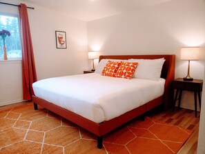 4 bedrooms, desk, iron/ironing board, free WiFi