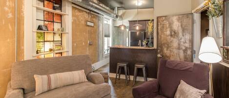 Smart TV, DVD player, video library