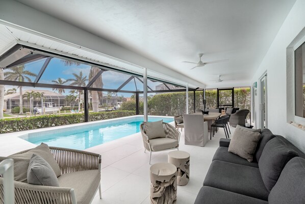 Outdoor pool, a heated pool