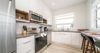 ☆NEW☆Modern 3 Bedroom☆Central☆WiFi☆Netflix✔Clean!