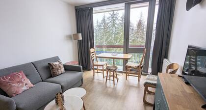 Les Arcs 1800: renovated T2 apartment, Bellecote residence at the foot of the slopes
