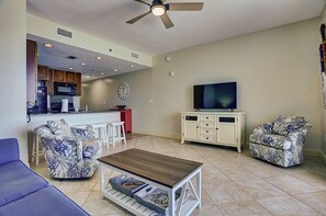 TV - Stunning Ocean Views and Recently Updated! (Updated Jan 2023) (Panama City Beach)
