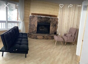 Fernseher, Kamin
