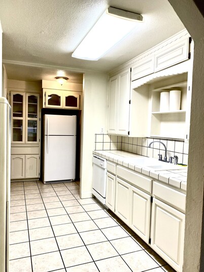 House for traveling professionals $60.00 night