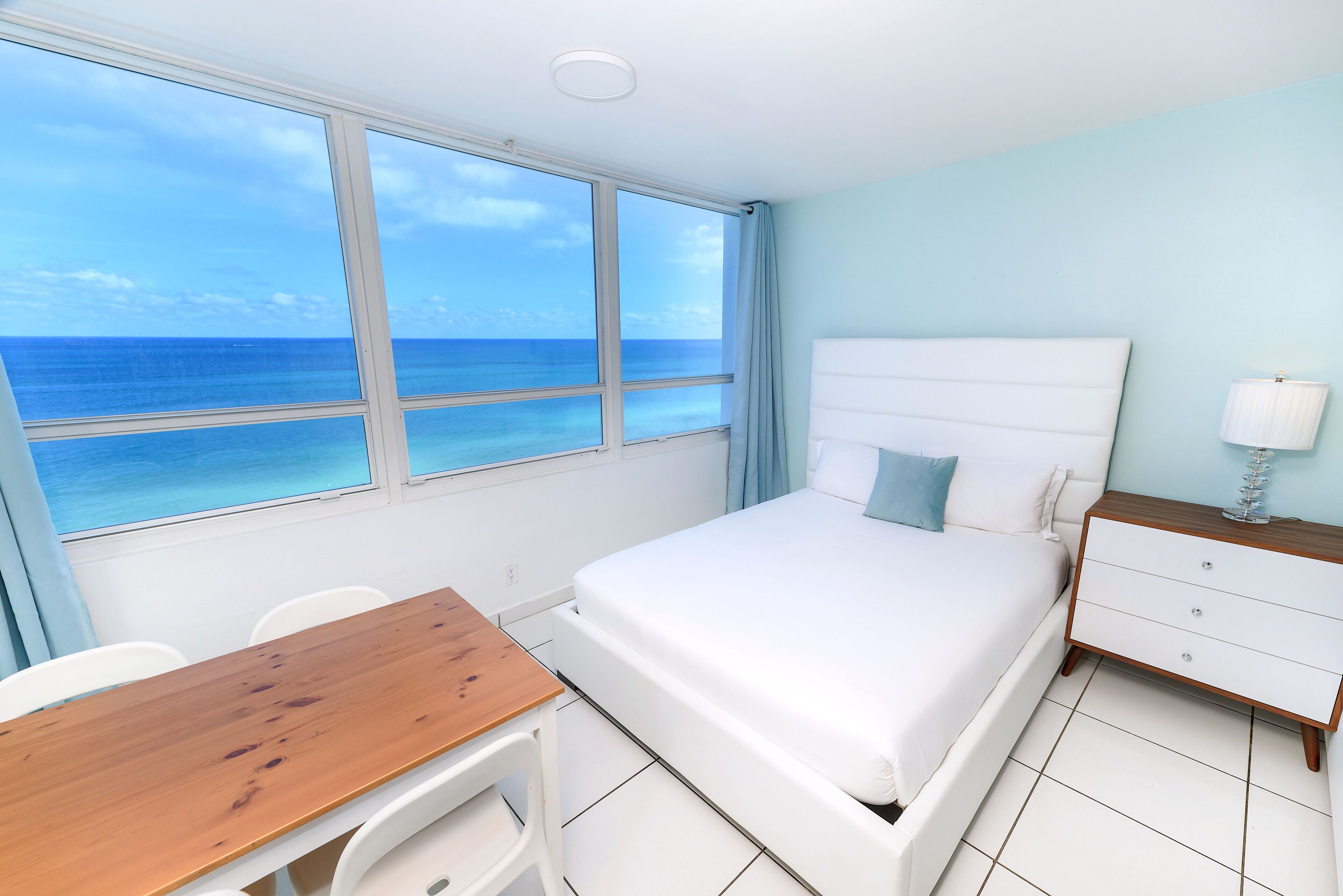 開放式客房, 2 張加大雙人床, 海景 | 客房景觀