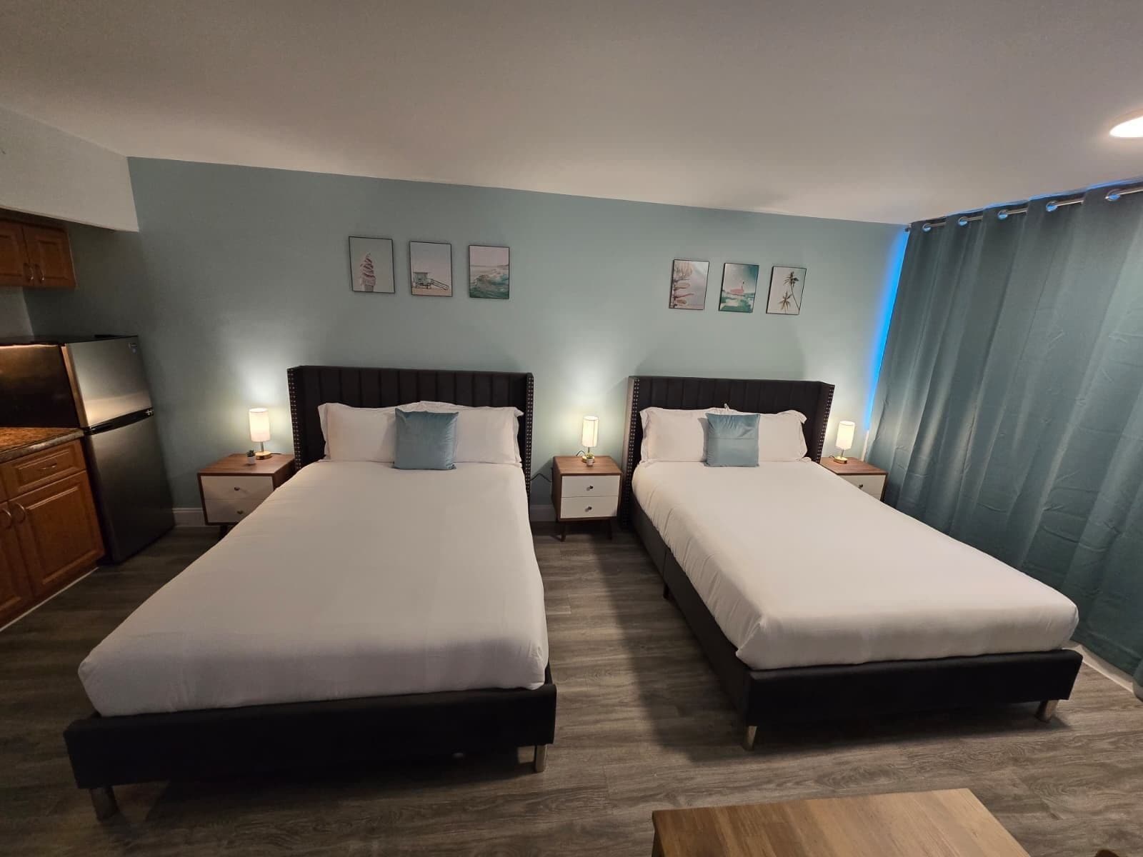 Estudio, 2 camas de matrimonio, vistas a la bahía | 1 dormitorio, mobiliario individual, escritorio