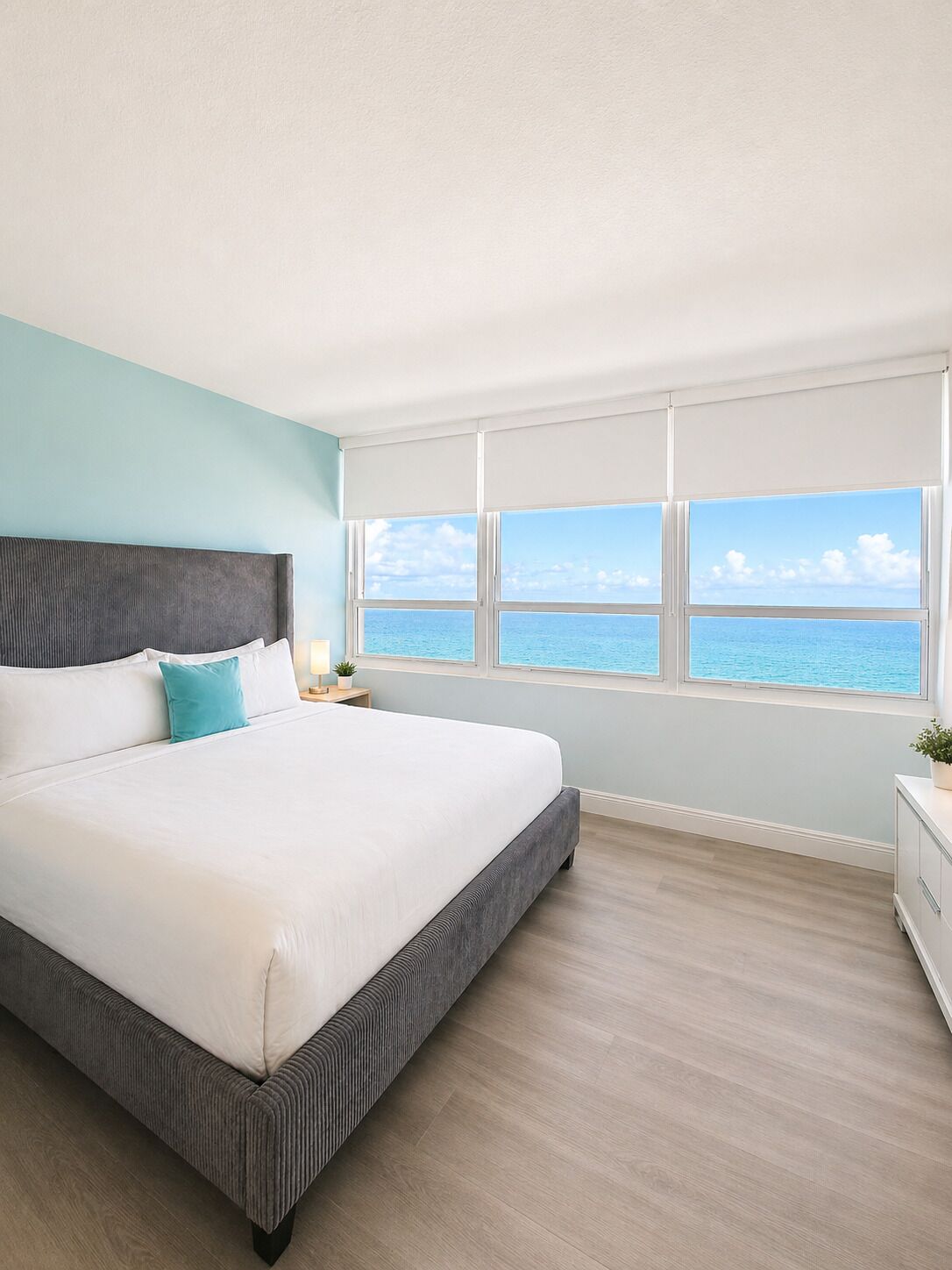 Studio, 1 King Bed with Sofa bed, Ocean View | Individually decorated, individually furnished, laptop workspace