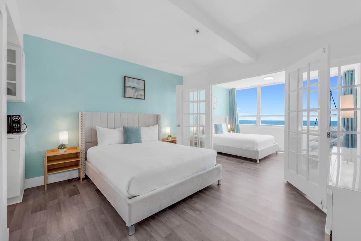 Studio, 2 Queen Beds, Kitchenette, Ocean View