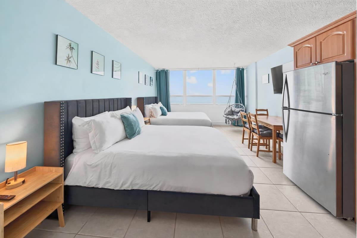 Studio, 2 Queen Beds, Ocean View