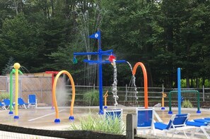 Children's area - Stylish Home close to Kalahari, Camelback, Water parks, casino! (Clifton)