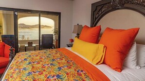 Room - Ocean view-4 bedroom-sleeps 12-private plunge pool (Cabo San Lucas)