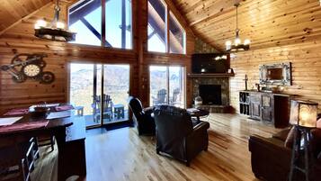 Älytelevisio, takka, DVD-soitin