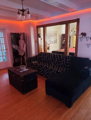 Smart TV, fireplace, books