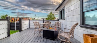 Rose Street Retreat- 2 blocks from downtown- Dog Friendly 