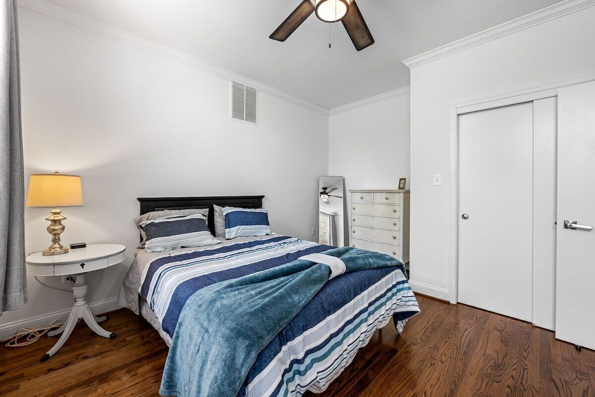 1 bedroom, iron/ironing board, travel crib, WiFi (free)