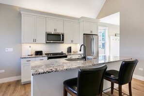 House (Boat House) | Exterior