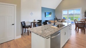 House (Boat House) | Exterior - Boat House (Ottawa)
