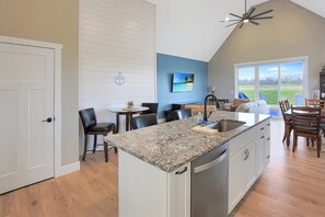 House (Boat House) | Exterior