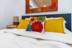 1 chambre, bureau, fer et planche à repasser, Wi-Fi