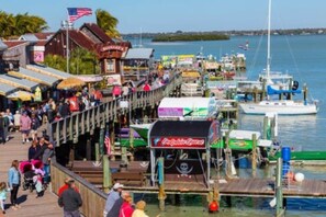 Marina - Treasure Island - Manatee Lane (Treasure Island)