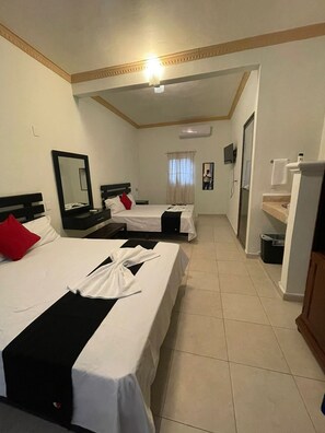 4 Schlafzimmer, kostenloses WLAN, Bettwäsche