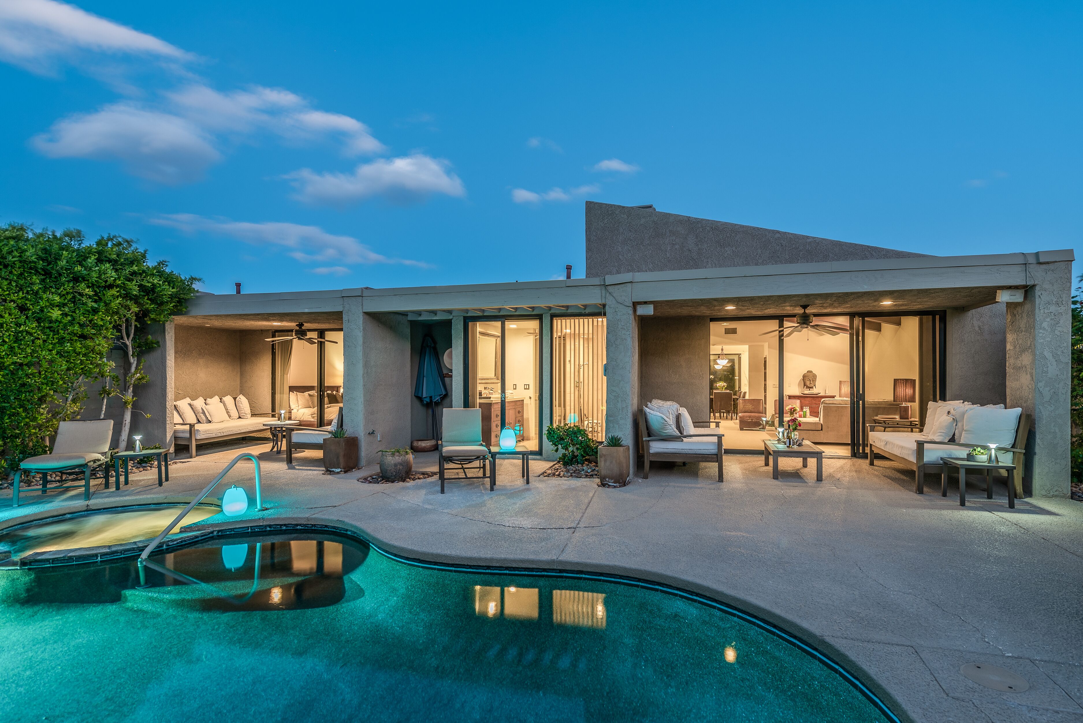 PS DolceVilla: Sublime 2BD/2BA Condo Lives Like a Home