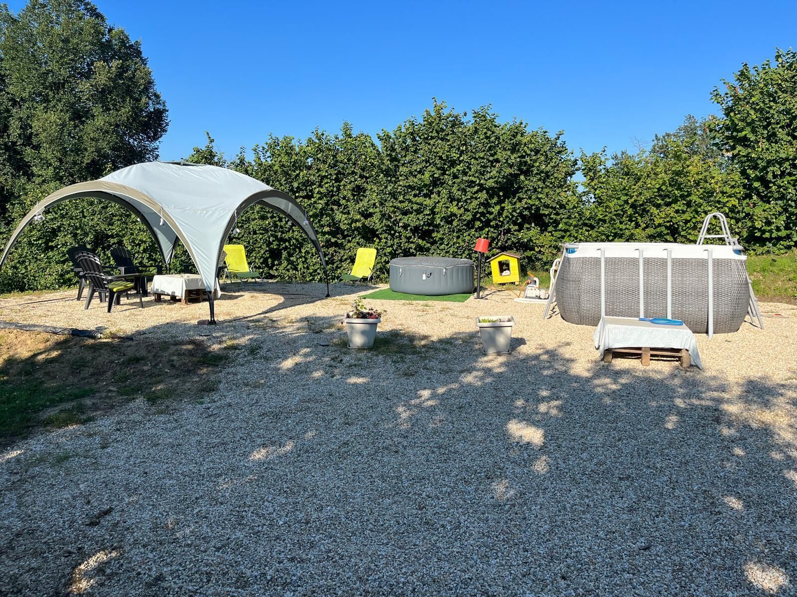 Bain à remous extérieur