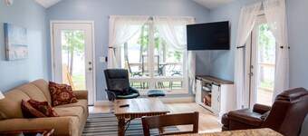 Nice cottage located on Lake Sinclair.   Lots of room with great views