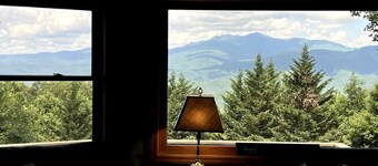 The Big Round Cabin - Blowing Rock, Hot tub, Secluded acreage, fabulous views