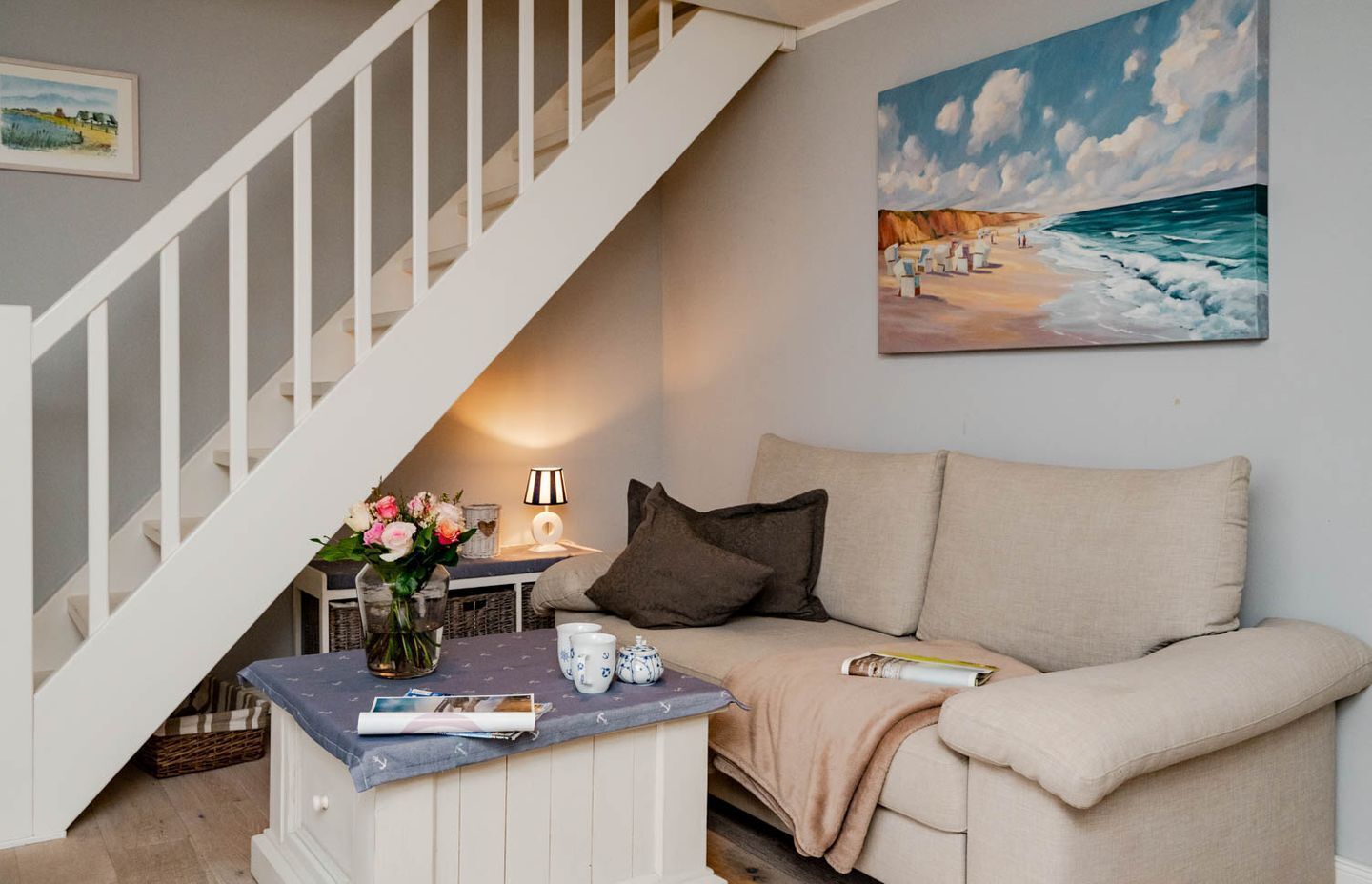 Una televisión, un reproductor estéreo