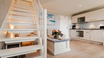 Fernseher, Stereoanlage