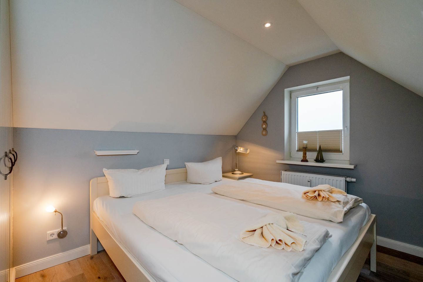 1 chambre, bureau, fer et planche à repasser, Wi-Fi