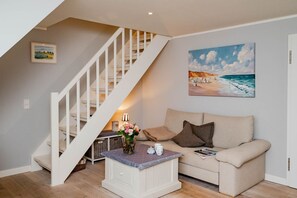 Fernseher, Stereoanlage