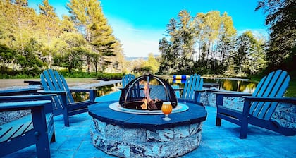 Modern Chalet Retreat | Close Stowe Mt. Resort & Village