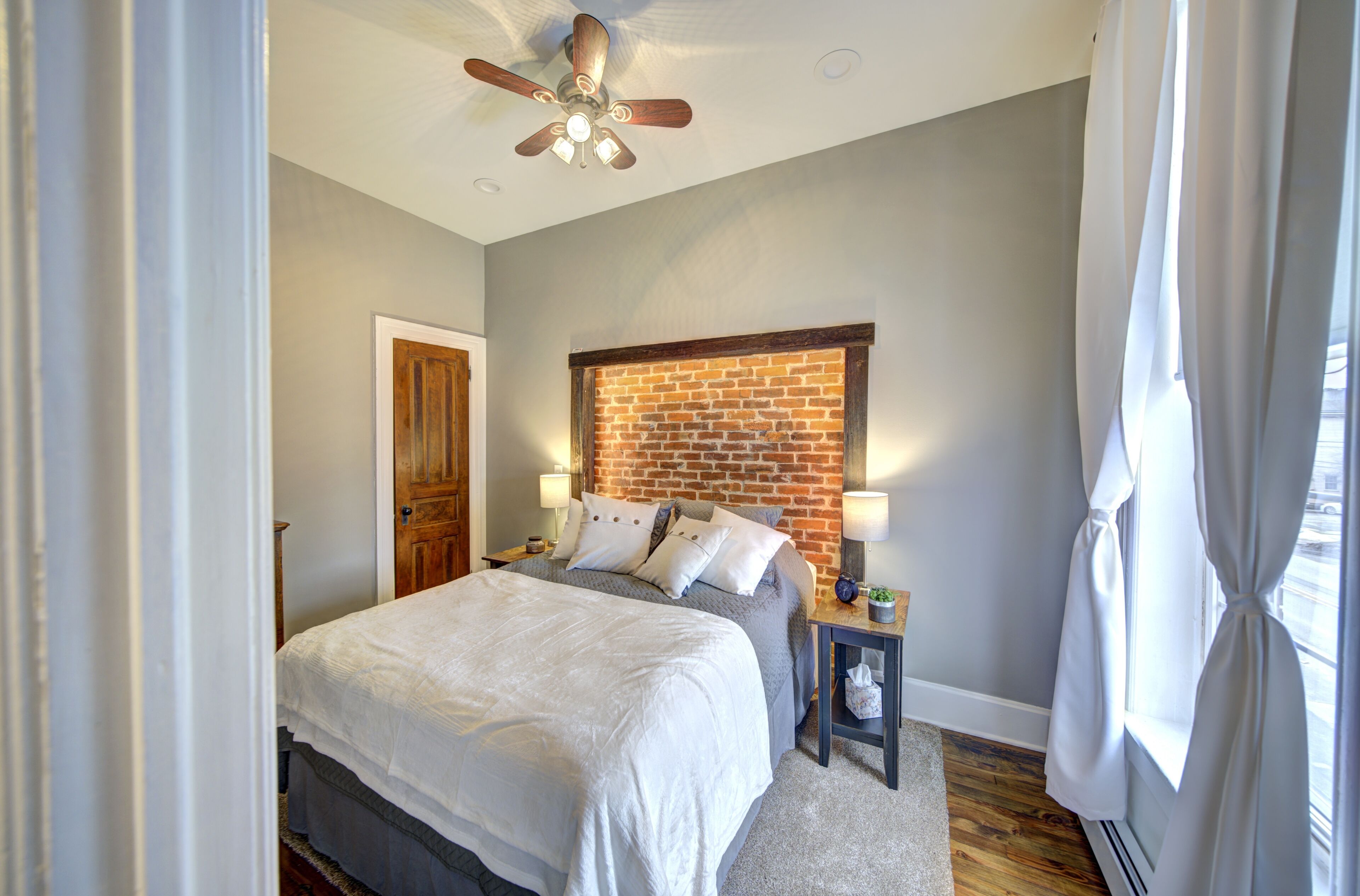 1 chambre, fer et planche à repasser, Wi-Fi, draps fournis