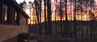 ★Rare River Views & Access, Cabin by Eden Islands★