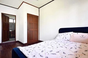3 chambres, fer et planche Ă repasser, Wi-Fi gratuit, draps fournis